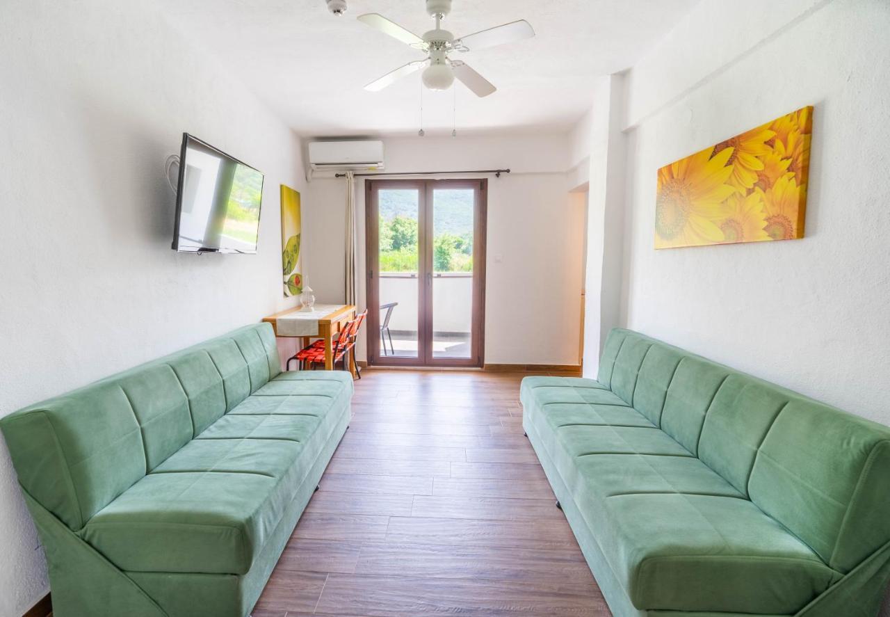 סטאברוס Stone House & Apartments מראה חיצוני תמונה