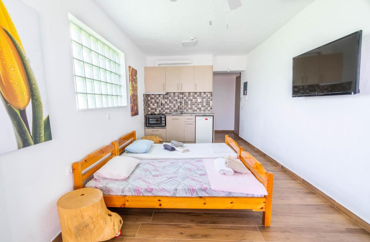 סטאברוס Stone House & Apartments מראה חיצוני תמונה