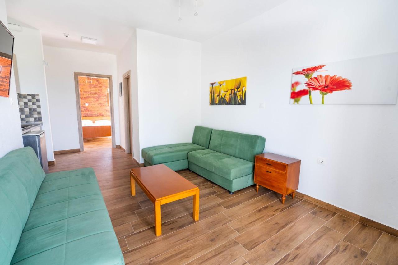 סטאברוס Stone House & Apartments מראה חיצוני תמונה