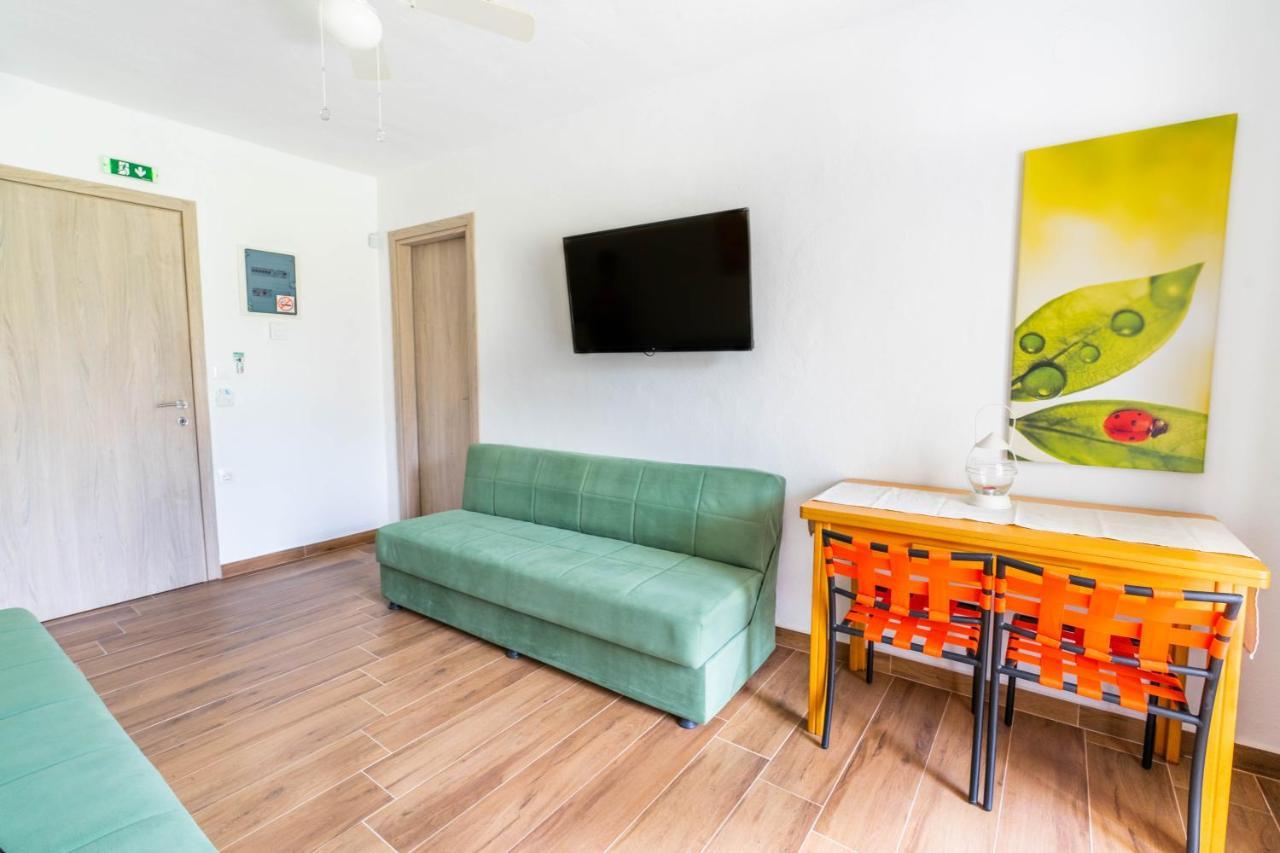 סטאברוס Stone House & Apartments מראה חיצוני תמונה